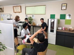 お昼休み(^.^) お昼休み(^.^)